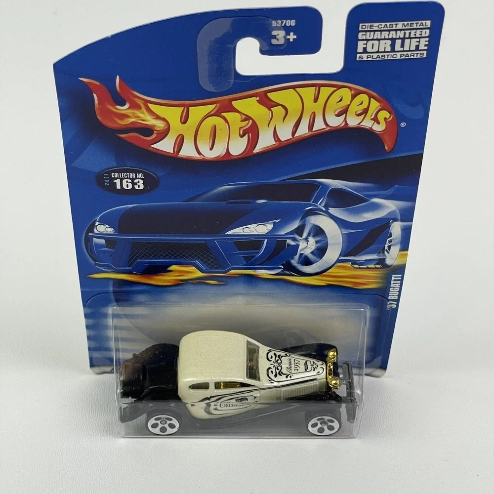 Hot Wheels 1937 Bugatti 2001 Edition Pearl White New Diecast 163 Double Tampo